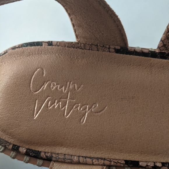Crown Vintage Wedge Sandal Snake Print Size 9M Wom - Picture 6 of 7